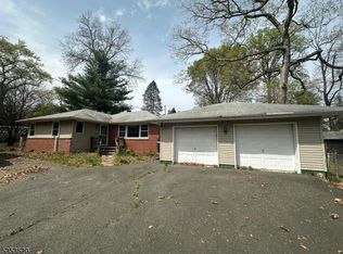 91 Pitt Rd, Boonton, NJ 07005