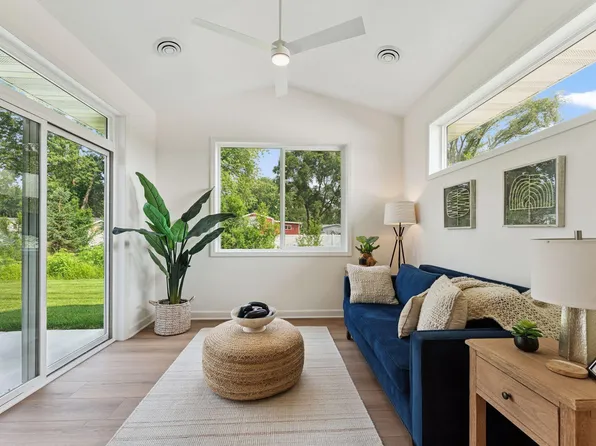 17718 Everest Ave, Lakeville, MN 55044