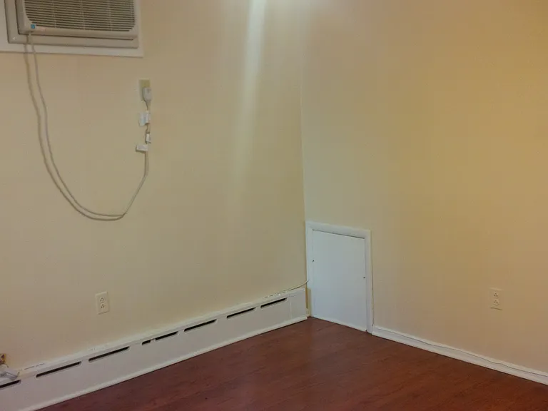 413 Pine St #1R — Photo 4