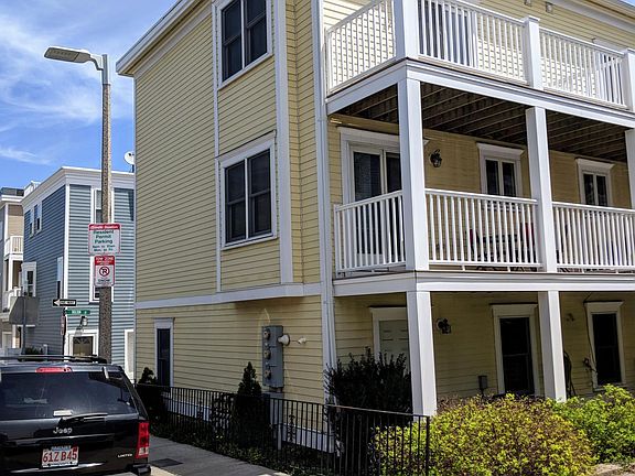 Back of unit with two decks