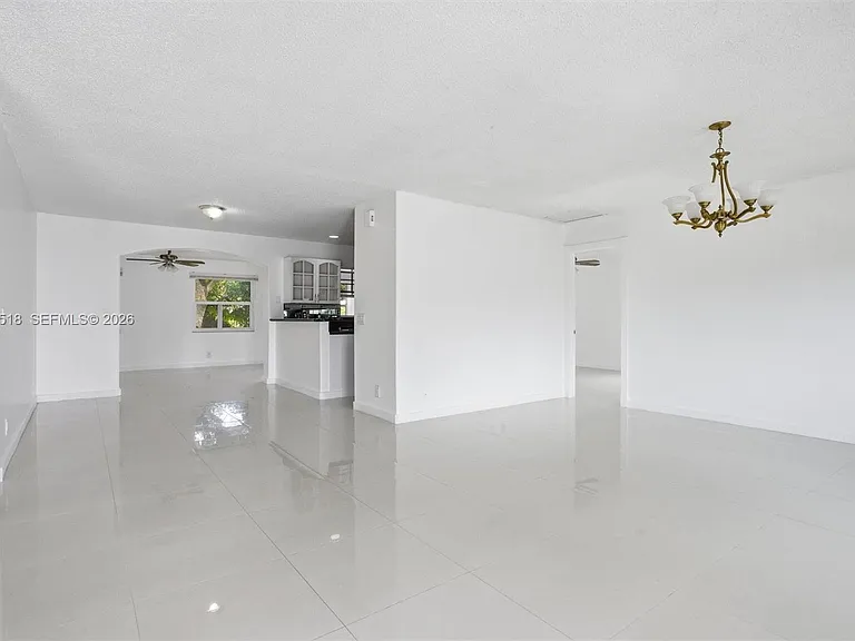 7434 Thatcher Ave — Photo 2