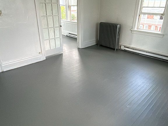 2nd image of 217 N Locust St #3