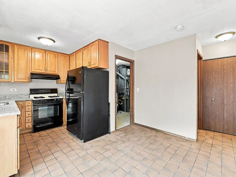 15 Brittany Ln — Photo 16