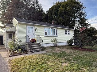 74 Leslie Dr, Portsmouth, NH 03801
