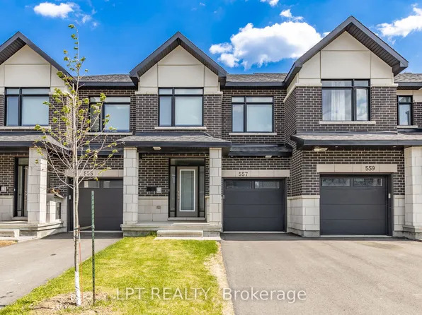 557 Tahoe Hts, Ottawa, ON K1T 0X4
