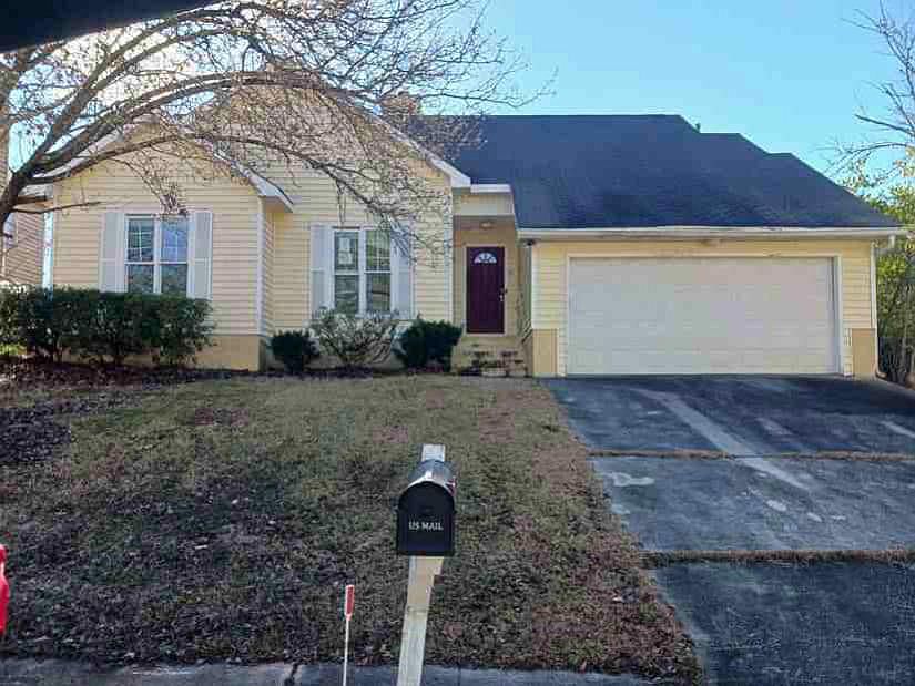 1st image of 105 The Vinings Dr