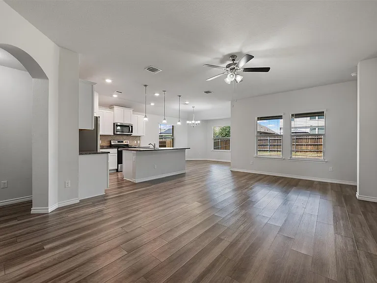 5678 Baffin Ln — Photo 10