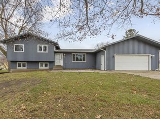 22 Mitchell Dr, Faribault, MN 55021