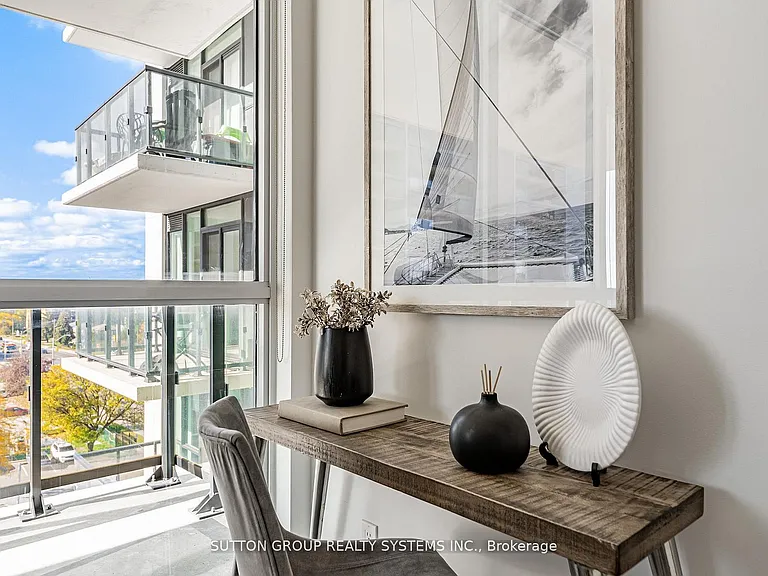 1461 Lawrence Ave SW #611 — Photo 7