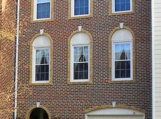 6833 McLean Province Cir, Falls Church, VA 22043