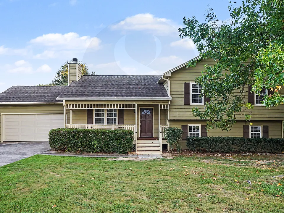 3030 Green Meadow Ln