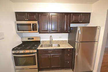 Rented by Silverstein Collection LLC 