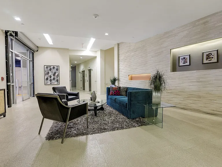 Legado Encino — Photo 23