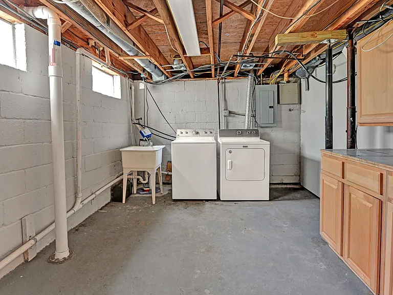 4302 Cornelius Ave — Photo 17