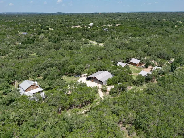 1374 Forest View Dr, Blanco, TX 78606