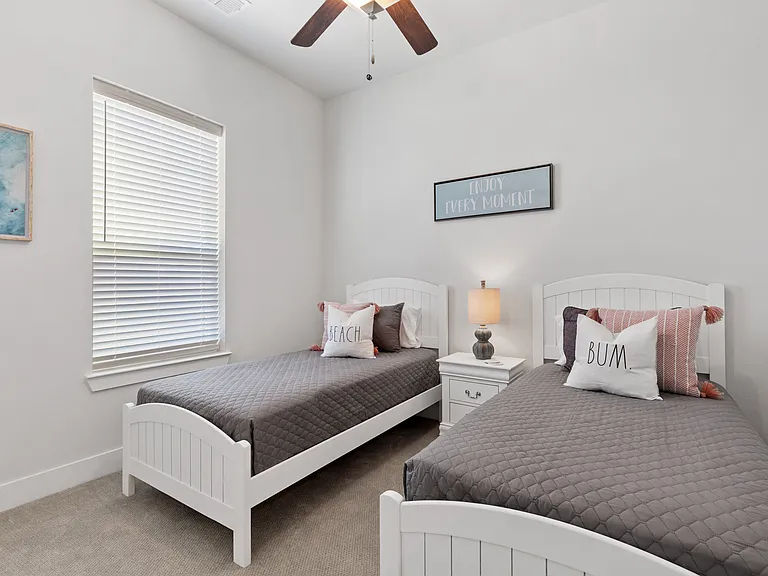 7848 Minglewood Ln — Photo 17