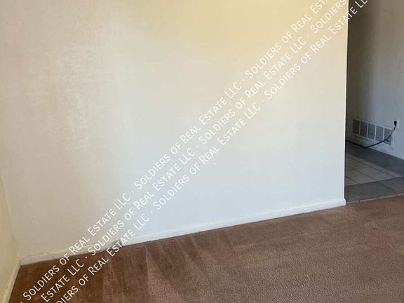 2nd image of 919 S 13th St #919