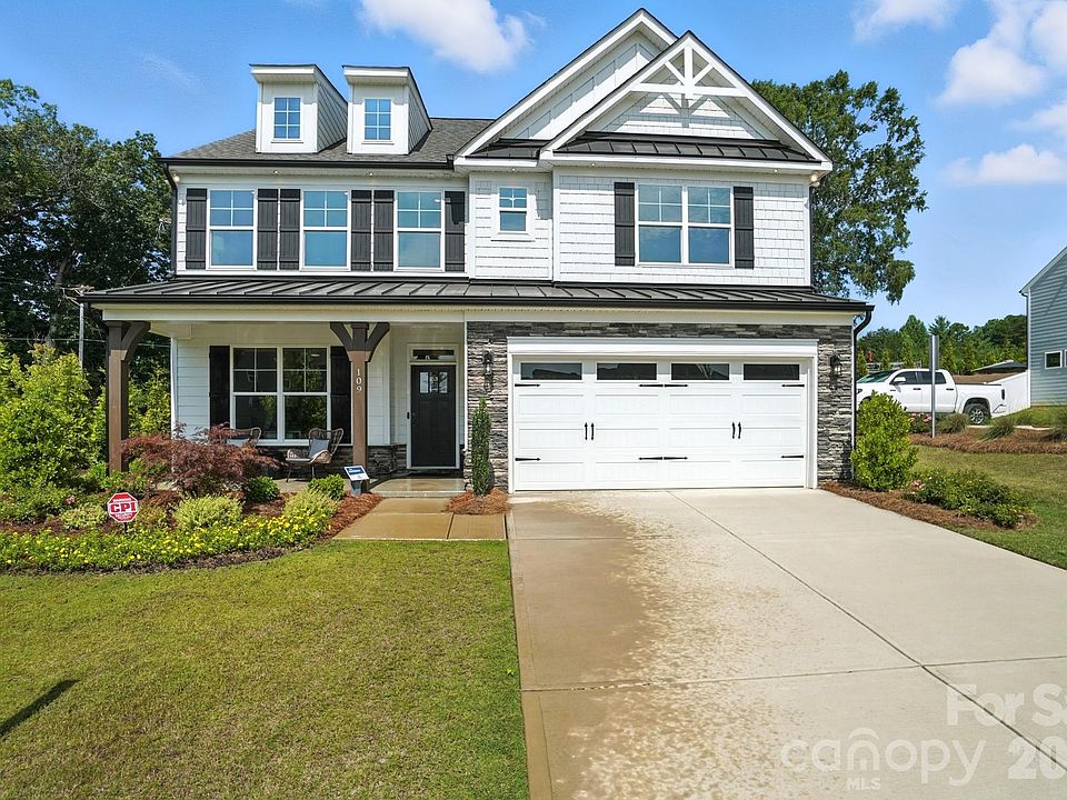 1st image of 109 Summerhill Dr