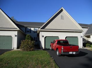69 Juniper Dr, South Burlington, VT 05403