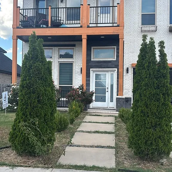 1900 SW Nottingham Ave — Photo 32