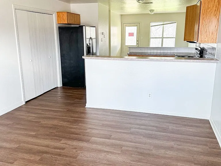 338 S 40th St — Photo 9