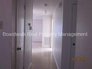 5th image of 11134 El Sendero St APT 1