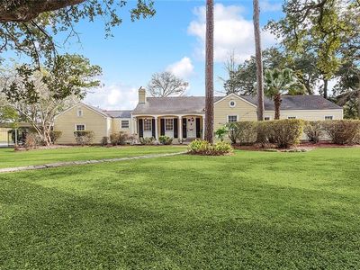111 Lennox Ct, New Orleans, LA, 70131