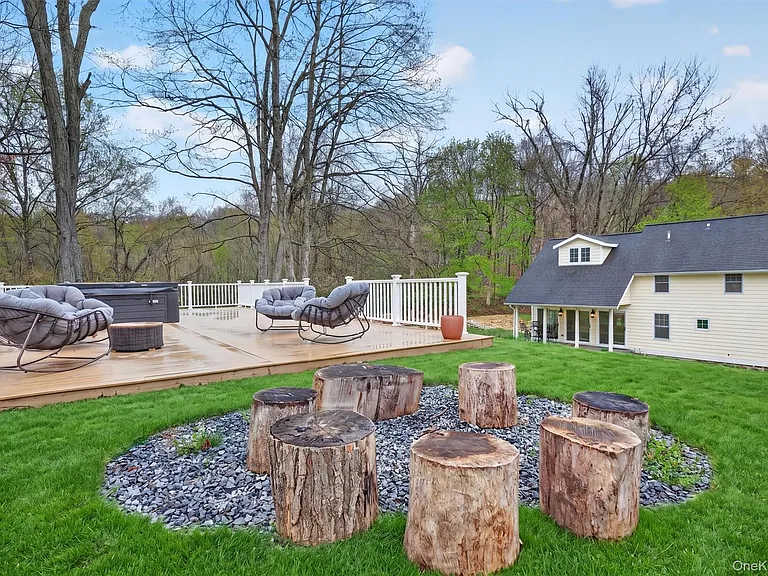 935 Peach Lake Rd — Photo 37