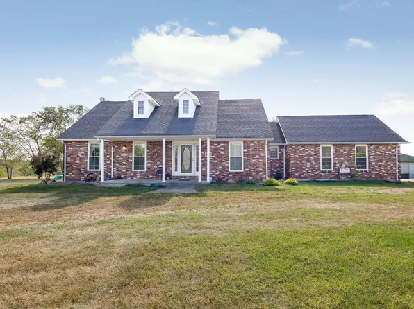 6800 NW Uphill Ln, Hamilton, MO 64644