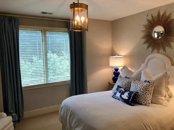 1634 Lombardy Cir, Charlotte, NC 28203