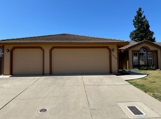 1924 Augusta Ln, Yuba City, CA