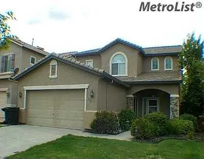 216 Pinecrest Ct photo 1