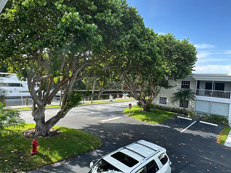 6249 Bay Club Dr #3 — Photo 18