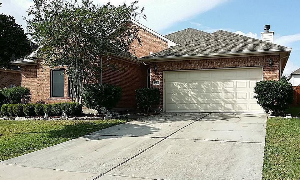 1st image of 18503 Atasca Woods Trce