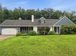 29 Shady Side Dr, Longmeadow, MA 01106