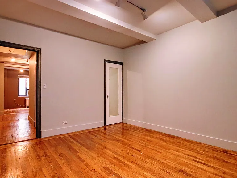11 Waverly Pl #3A — Photo 9