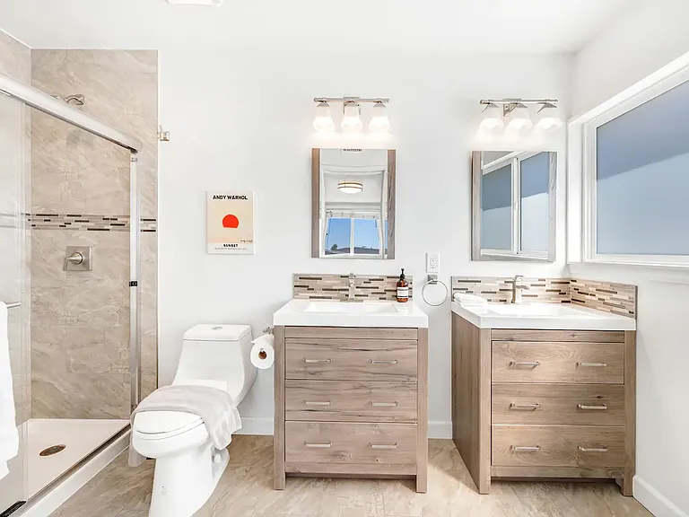 24471 Spartan St — Photo 22
