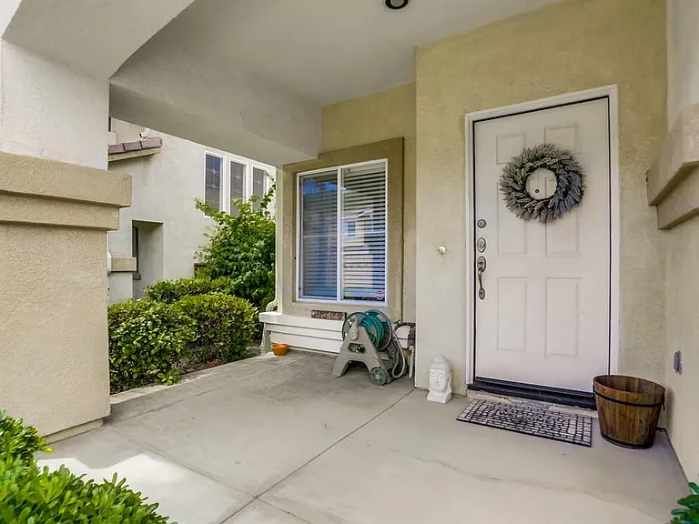 10019 Kika Ct — Photo 3