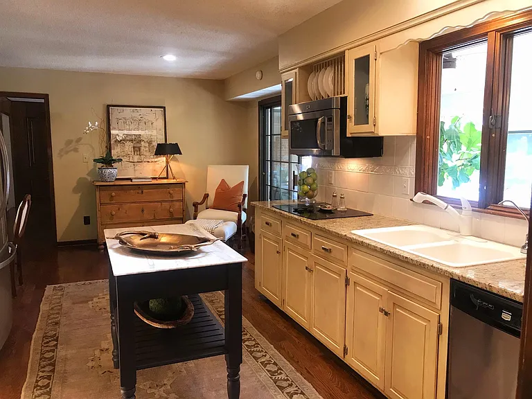 12844 Pembroke Cir — Photo 11