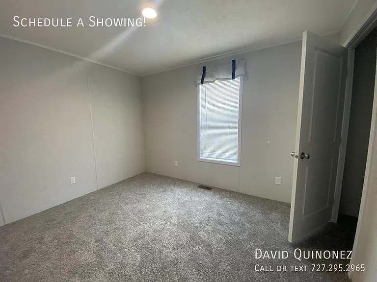 112 Murray Dr — Photo 11