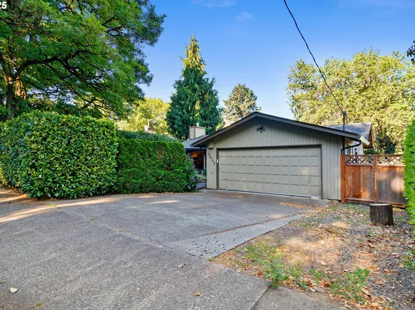 5623 SE Cesar E Chavez Blvd, Portland, OR 97202