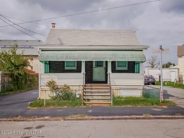 5 Jackson Ave, West Hazleton, PA 18202