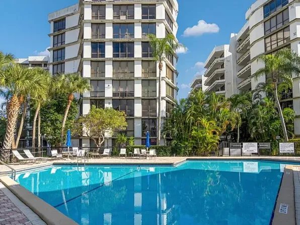 13951 Kendall Lakes Cir #304A, Miami, FL 33183