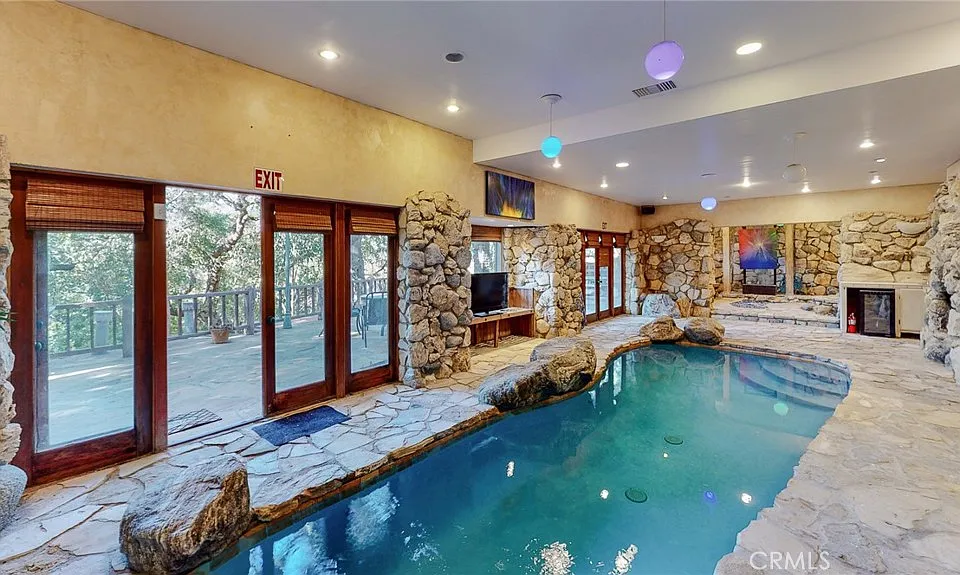 1248 Rocky Rd