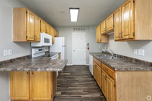 Georgetown Townhomes — Photo 38