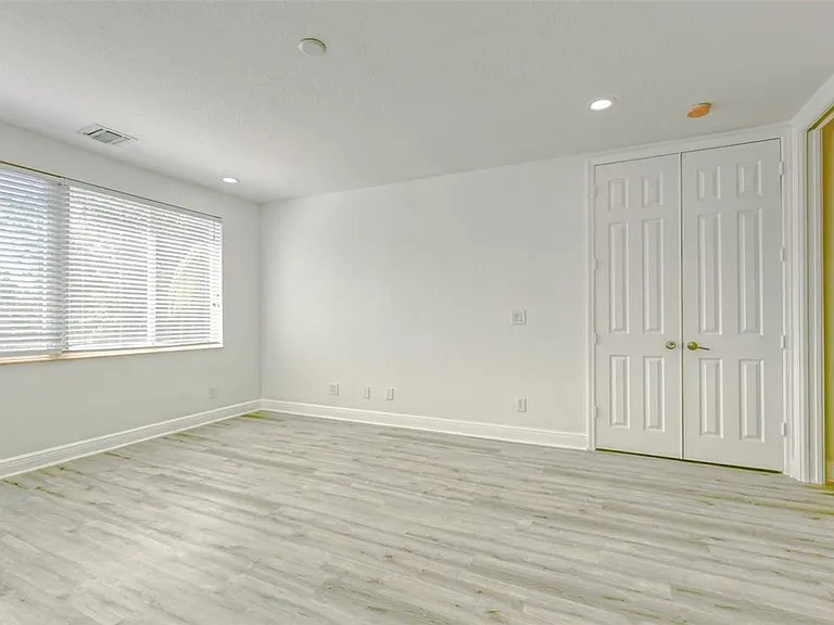 502 SW 4th Ave #1 — Photo 16