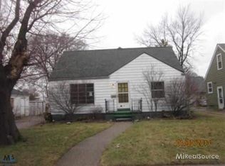 23051 Seneca St, Oak Park, MI 48237