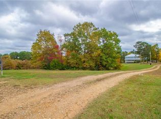 17979 Stover Ln, Rogers, AR 72756