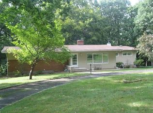 252 Hydeway Dr, Totowa, NJ 07512