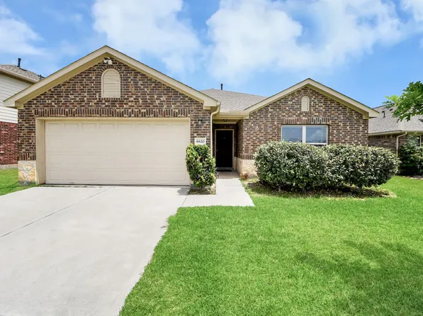 8620 Havana Dr, Texas City, TX 77591